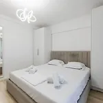 In The Center Apartment