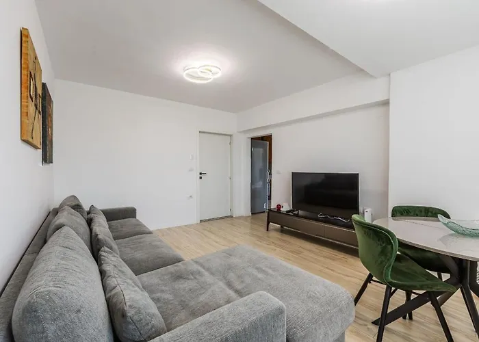 In The Center Apartment Tirana